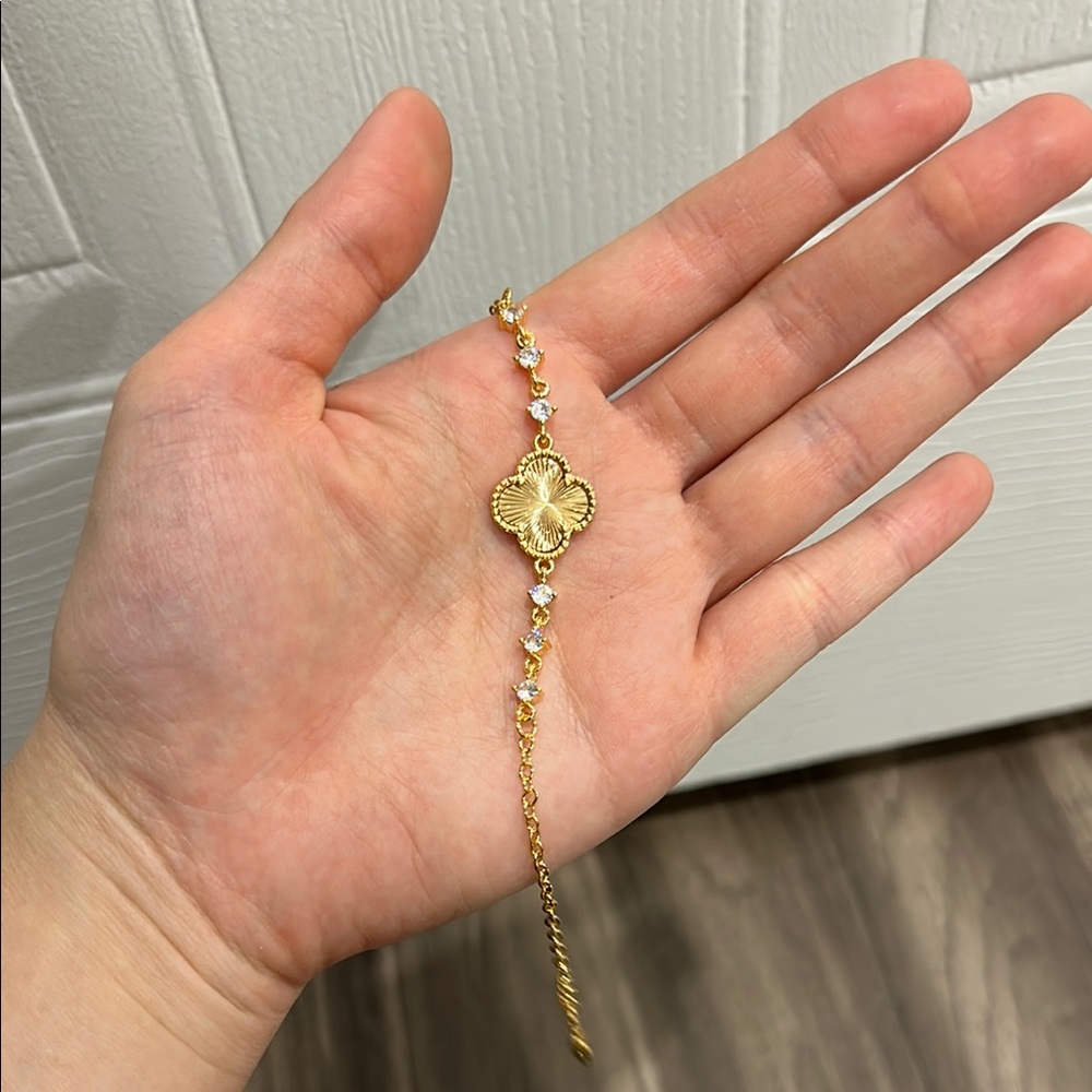 Elegant Gold Butterfly Bracelet